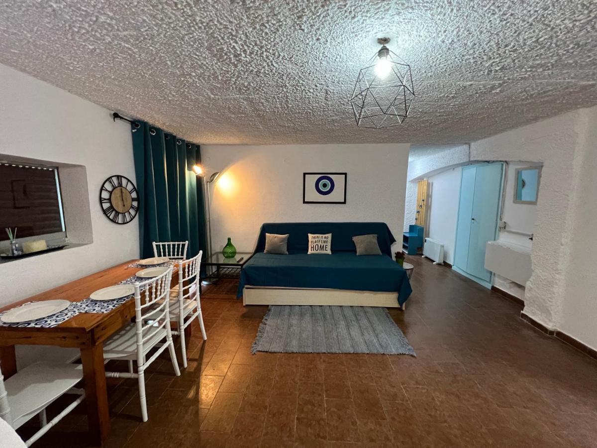 Ciel Apartment, 5 Minutes Walk From Ipsos Beach! Ngoại thất bức ảnh